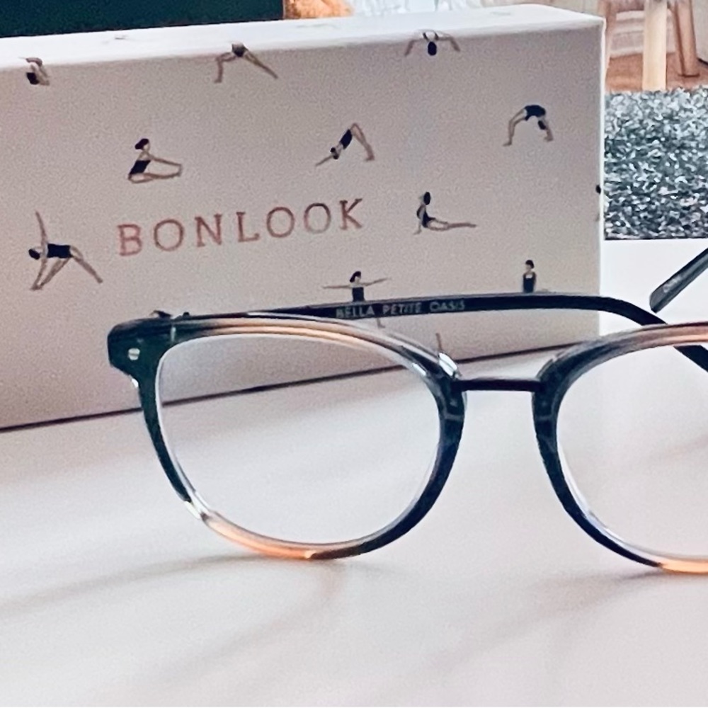 NWT BonLook Glasses without prescription